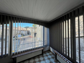 Stores à bandes verticales sur mesure